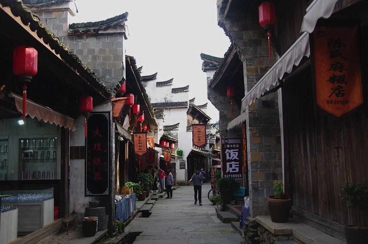 上海进博会新设人工智能展区，二次元遇上进博会是种怎样的体验？