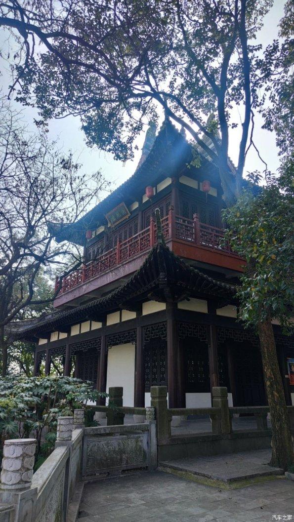 虫虫助手下载